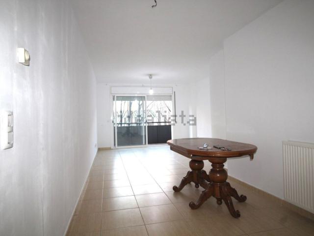 Piso, Figueres