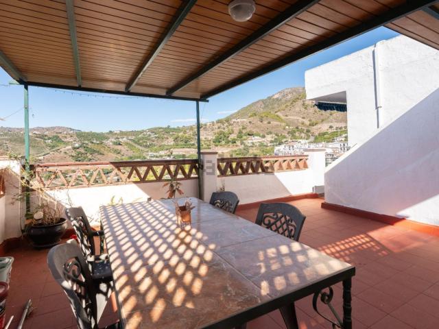 Piso, Frigiliana