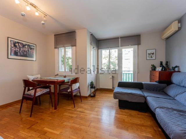 Piso, Gavà