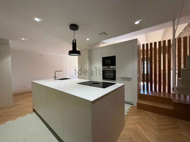 Piso, Girona