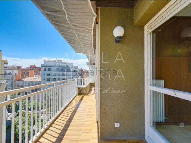 Piso, Girona