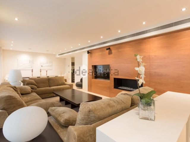 Piso, Girona