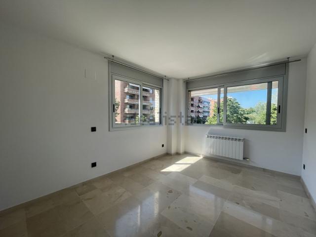 Piso, Girona