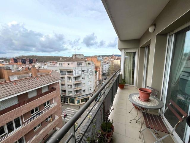 Piso, Girona