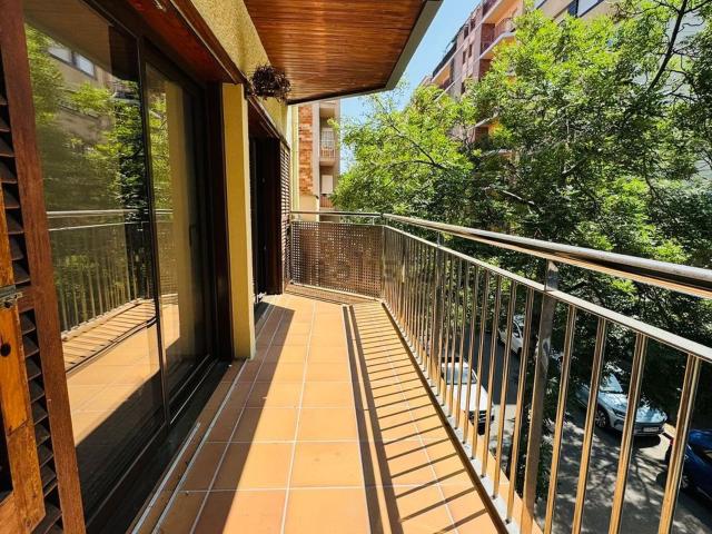 Piso, Girona
