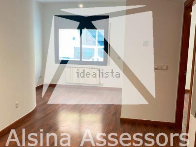 Piso, Girona