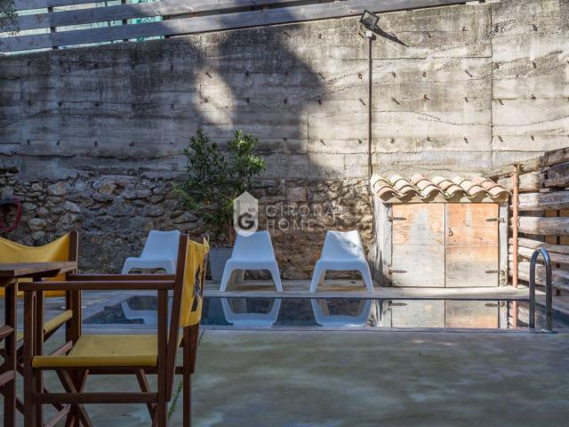Piso, Girona