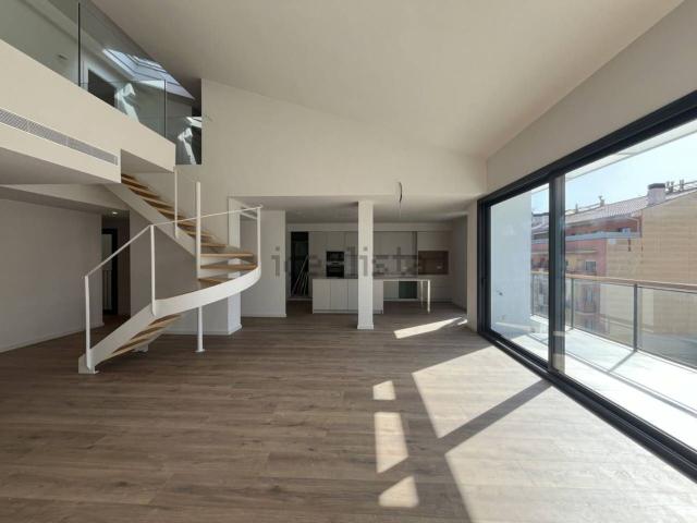 Piso, Girona