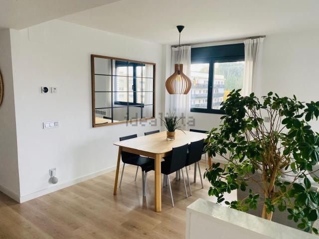 Piso, Girona