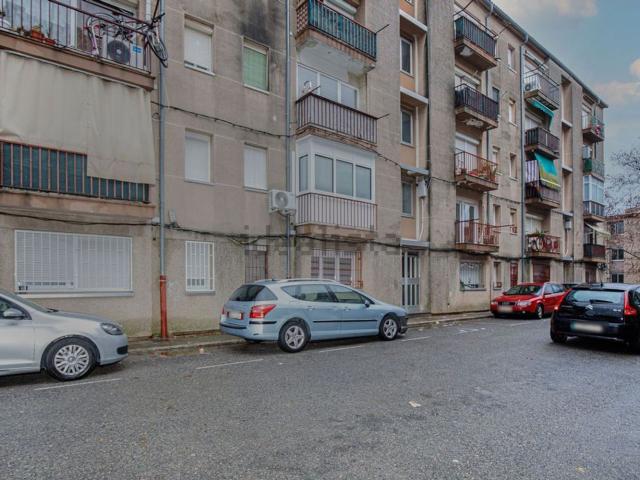 Piso, Girona