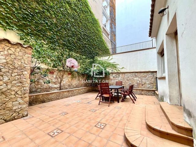Piso, Girona