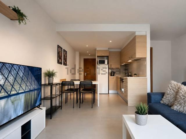 Piso, Girona