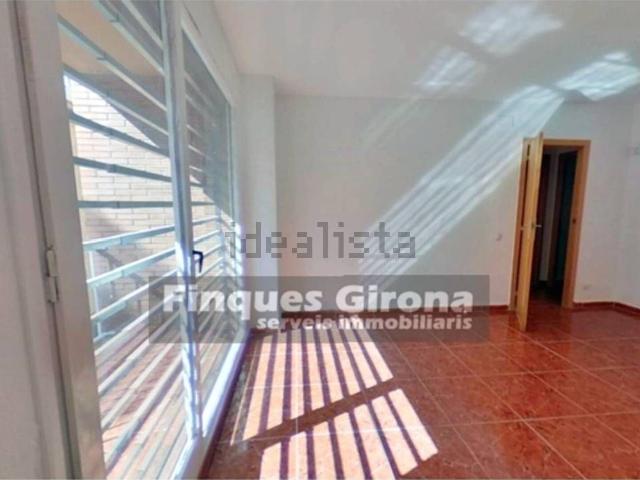 Piso, Girona