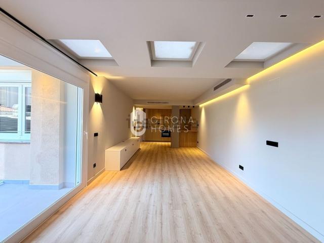Piso, Girona