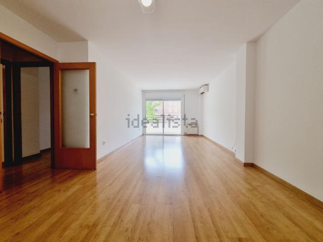 Piso, Girona