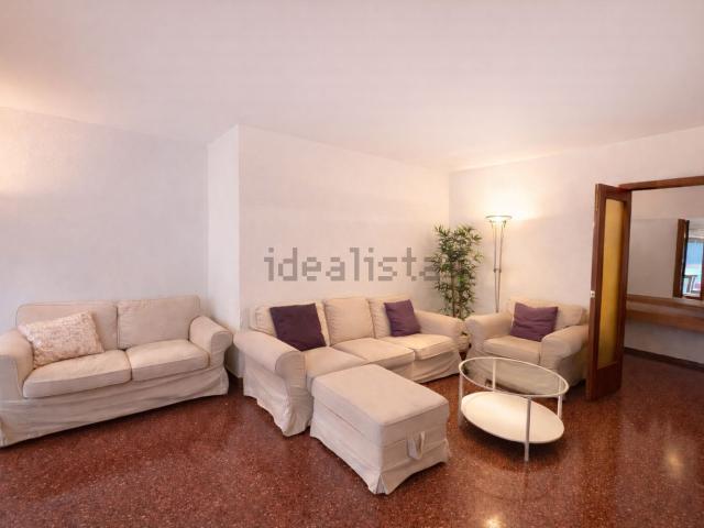 Piso, Girona