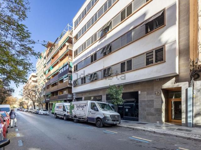 Piso, Gran Capitán, Granada