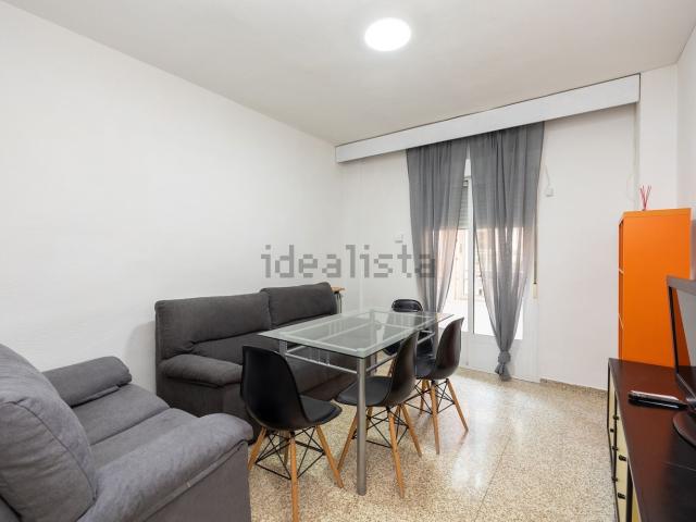 Piso, Gran Capitán, Granada