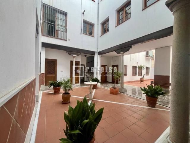 Piso, Gran Capitán, Granada