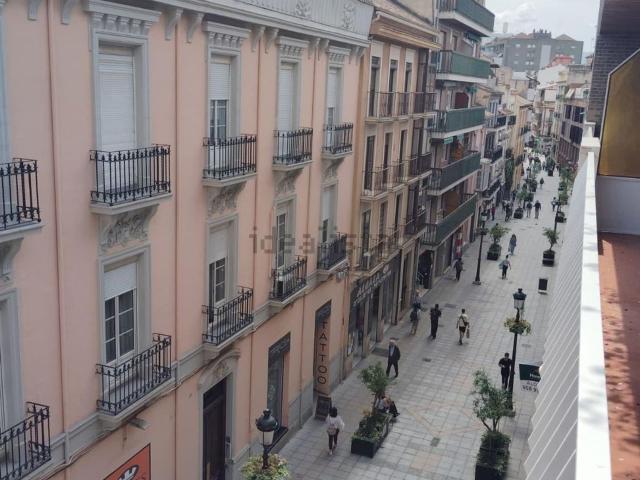 Piso, Granada