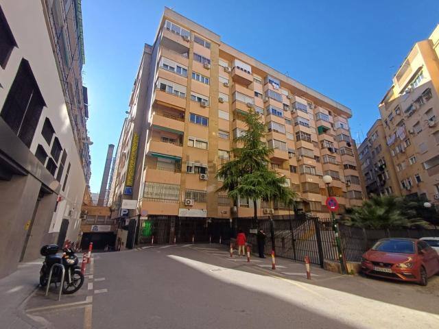Piso, Granada