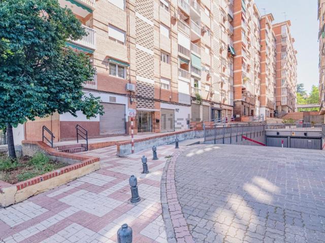 Piso, Granada