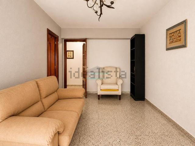 Piso, Granada