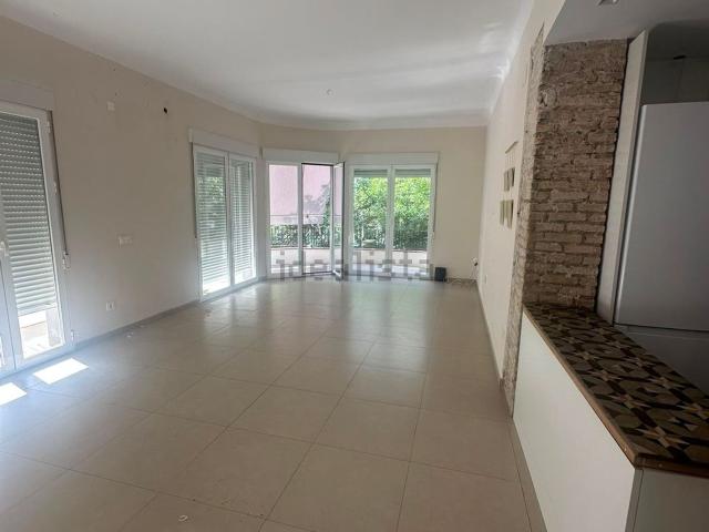 Piso, Granada