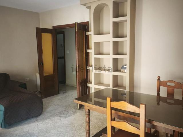 Piso, Granada