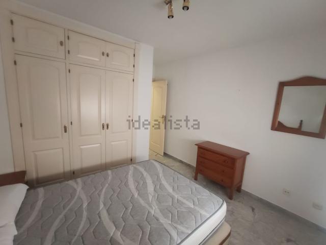Piso, Granada