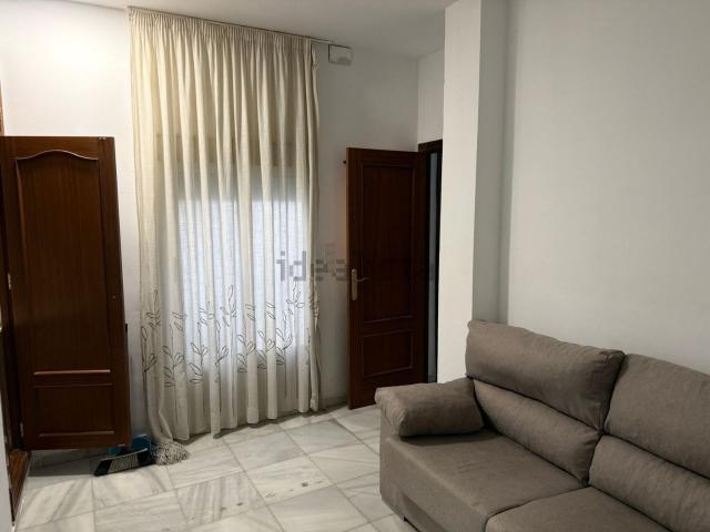 Piso, Granada