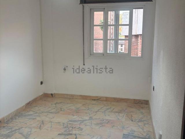 Piso, Granada