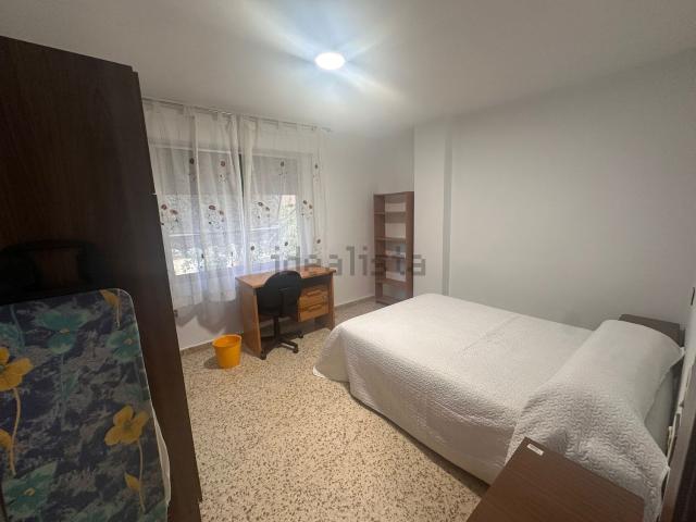 Piso, Granada