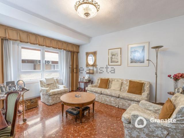 Piso, Granada