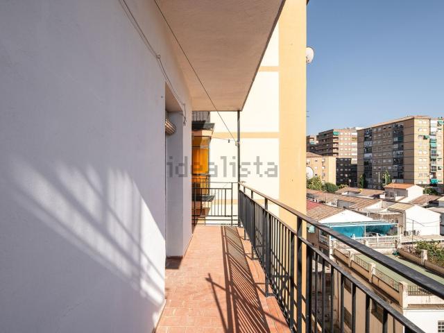 Piso, Granada