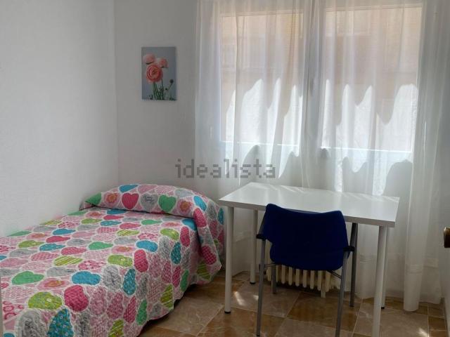 Piso, Granada