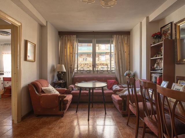 Piso, Granada