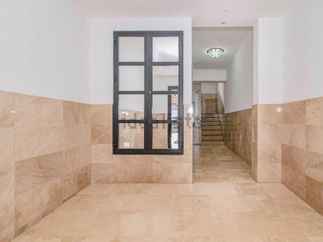 Piso, Granada