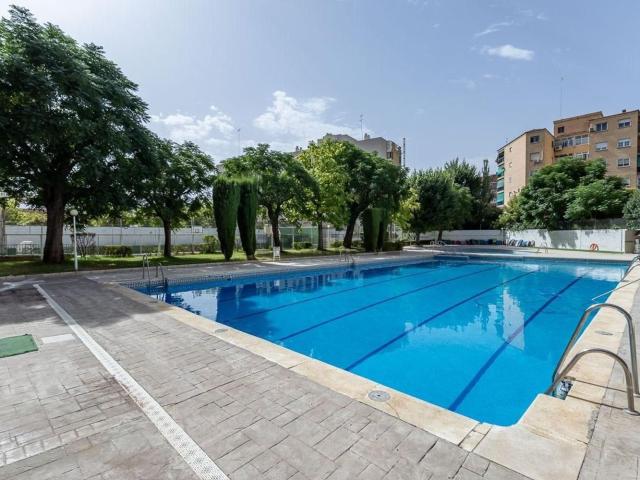 Piso, Granada