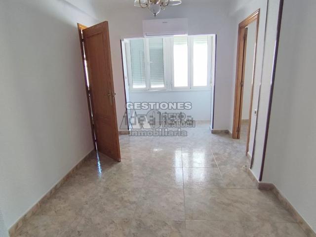 Piso, Granada