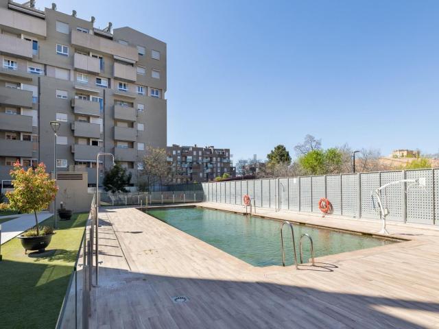 Piso, Granada