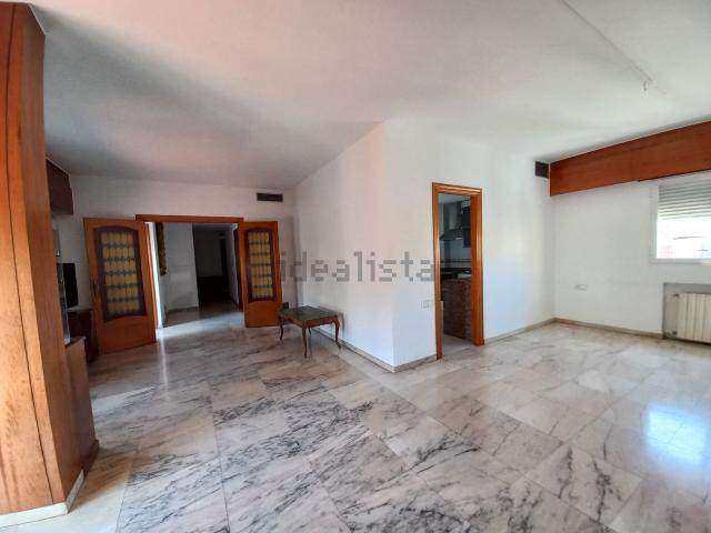 Piso, Granada