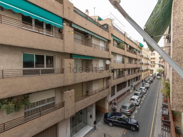 Piso, Granada