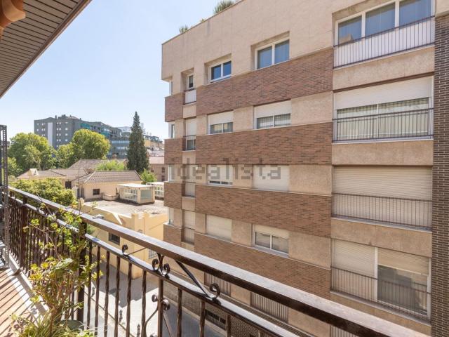 Piso, Granada