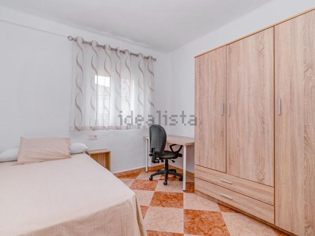 Piso, Granada