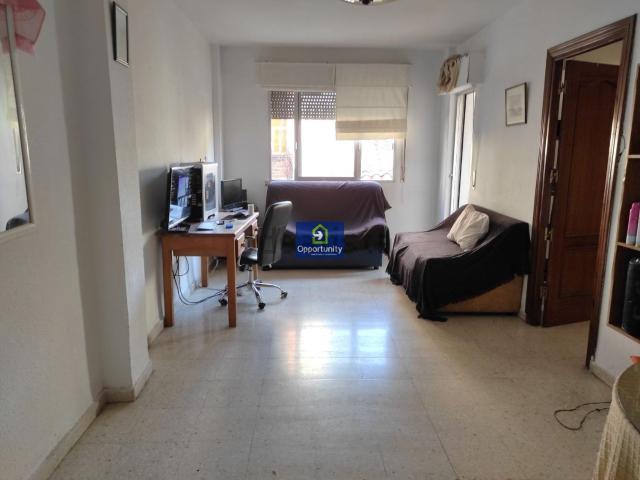 Piso, Granada