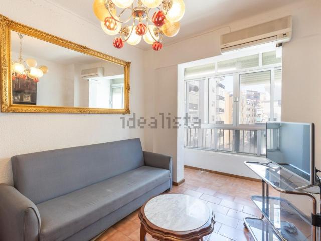 Piso, Granada
