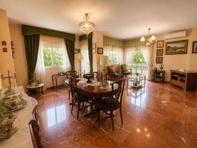 Piso, Granada