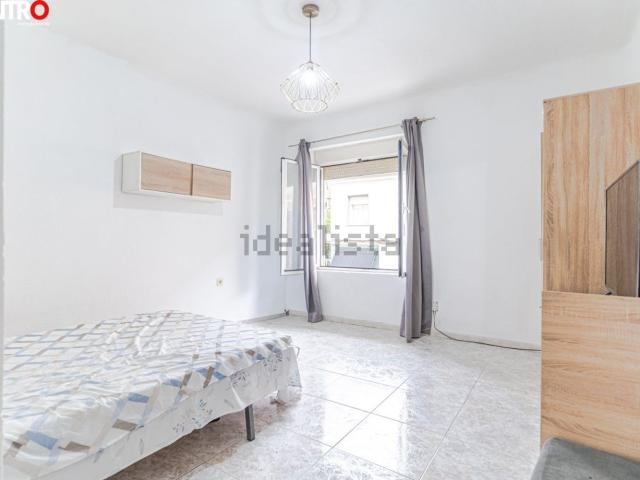 Piso, Granada