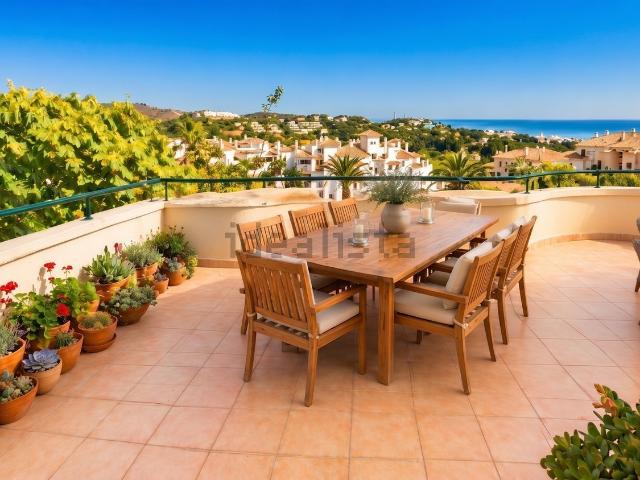 Piso, Green Hills Las Cumbres de Elviria, Marbella